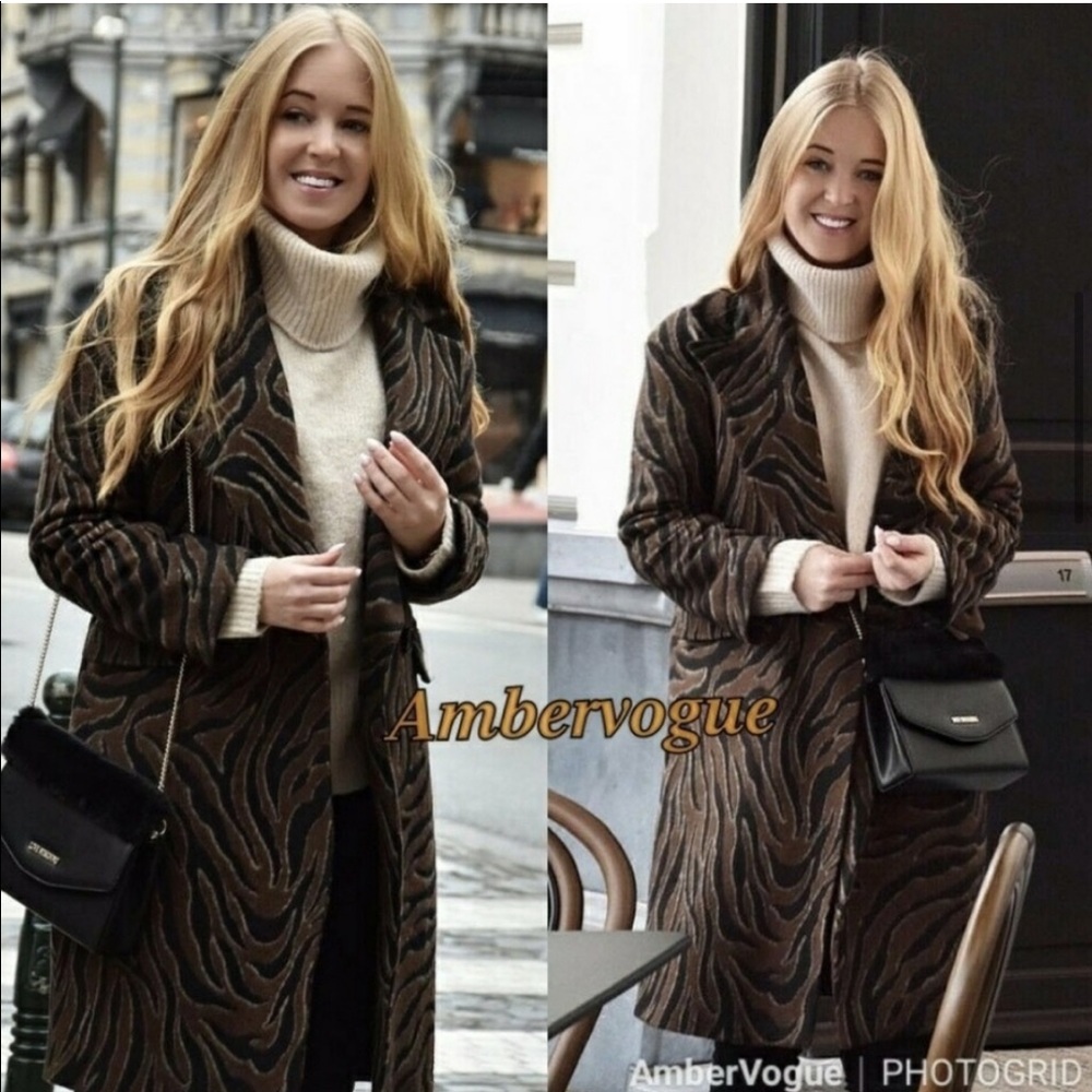 Zara Animal Print Zebra Over Sized Double-Breasted